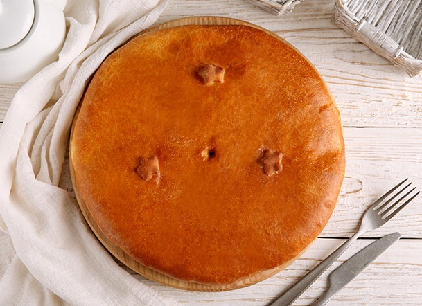 Пирог осетинский с мясом и овощами
