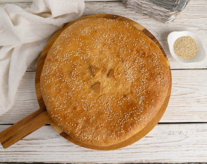 Пирог с капустой и грибами